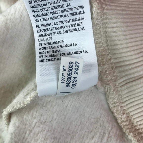 American Eagle Outfitters Cream and Red Graphic Sweater - Picture 7 of 10